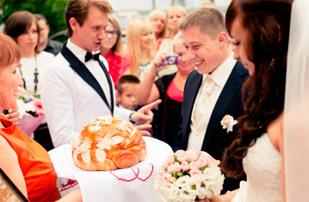Ведущий на свадьбу москва
